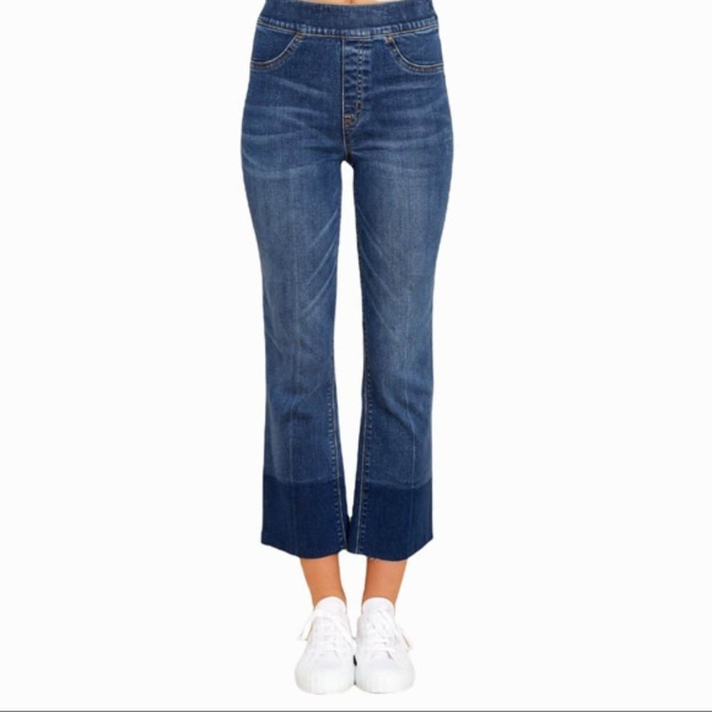 Spanx by Sara Blakey Collection, Cropped Flare Denim Jeans, M - Picture 2 of 5